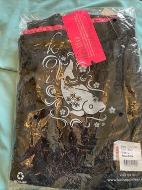 koi lite 
Black Women’s scrub pants